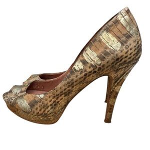 Vince Camuto Metallic Snakeskin Peep-Toe Heels - Size 9